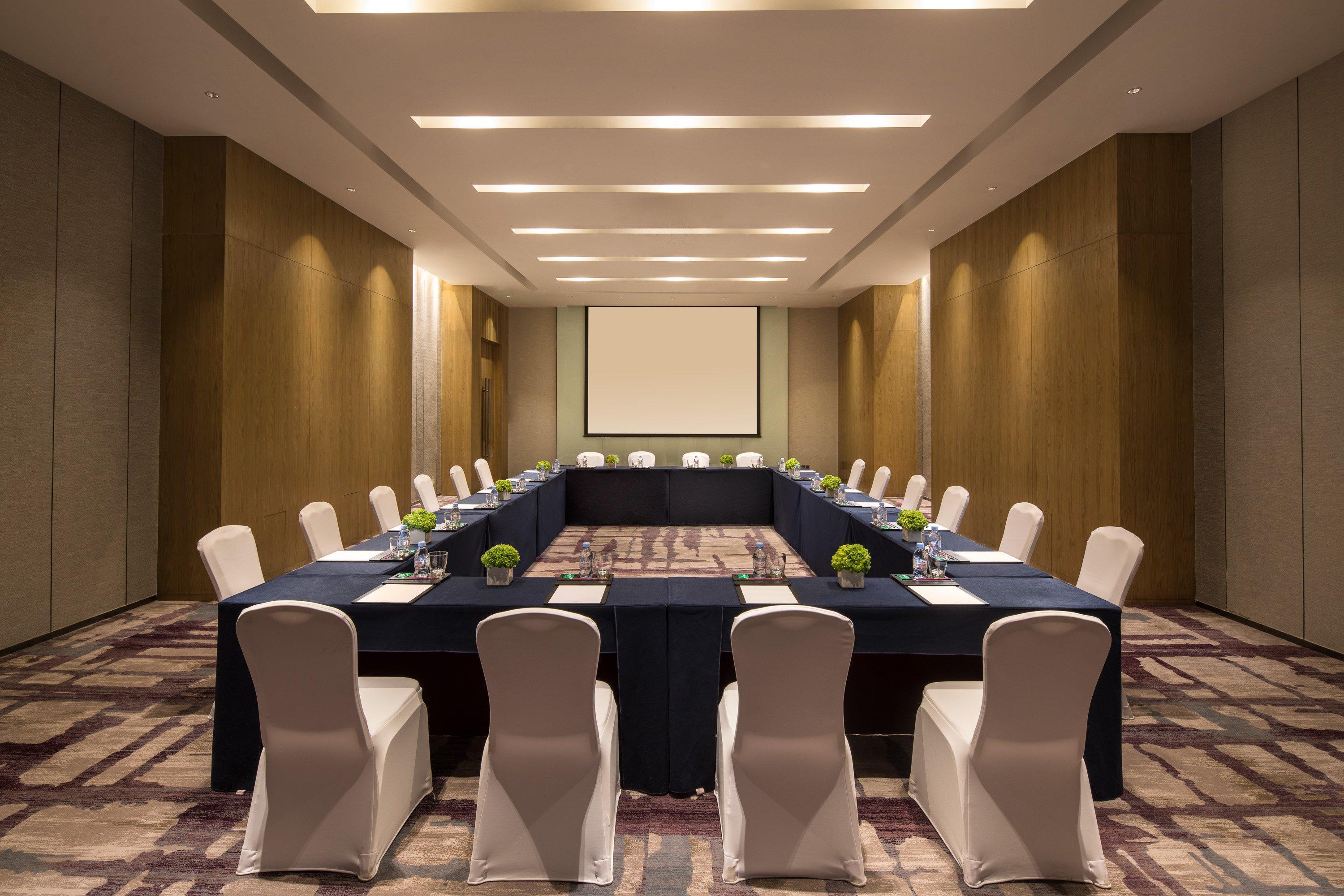 Crowne Plaza Qingdaoorientalmoviemetropolis By Ihg Hotel Exterior photo